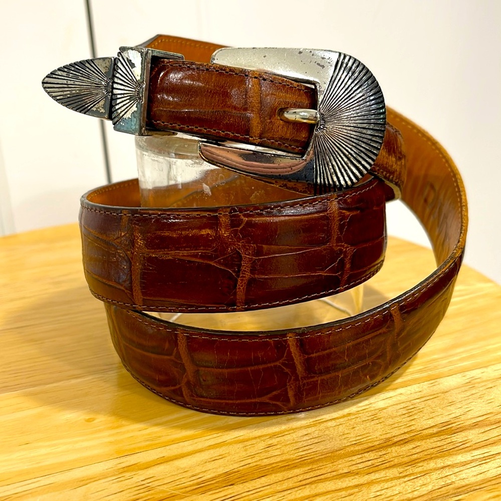 ONYX CROC EMBOSSED BELT SIZE 38 MENS WOMENS BROWN LEATHER SILVER SHELL BUCKLE